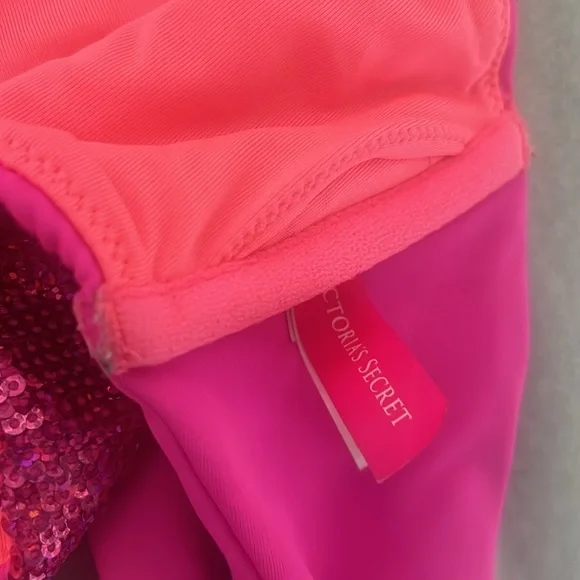 Victorias Secret Bathing suit top - Picture 3 of 3